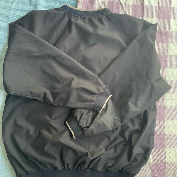 Used L Plain Black Outdoor World Nylon Pullover - Picture 3 of 3